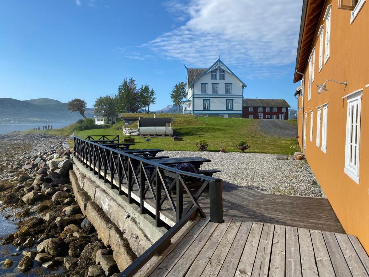 Sandtorgholmen Glamping Екстериор снимка