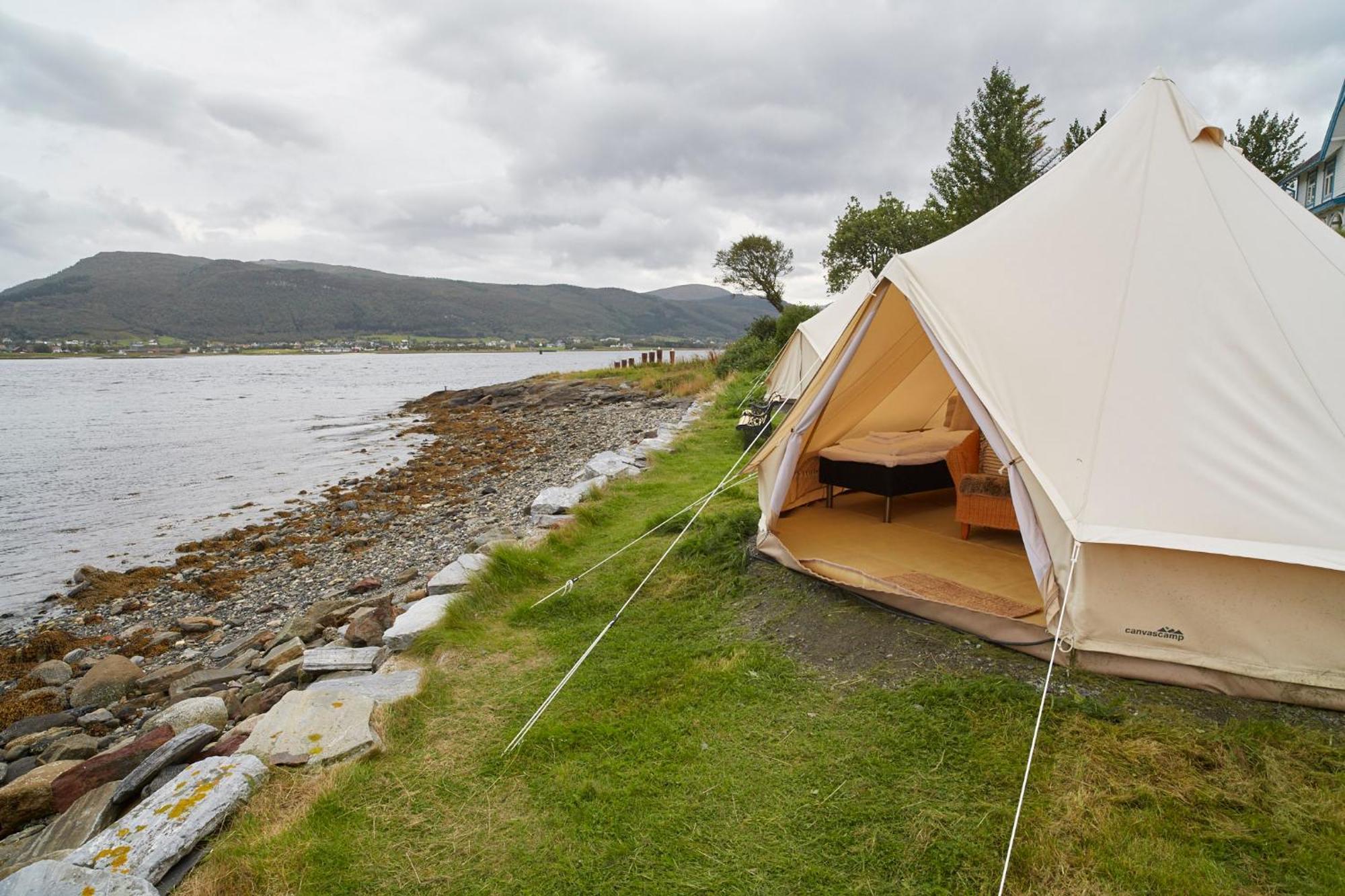 Sandtorgholmen Glamping Екстериор снимка